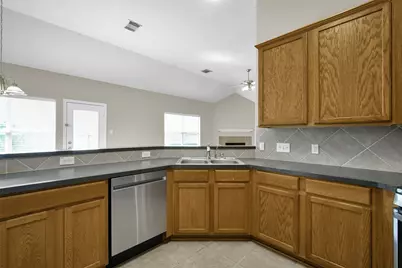 1802 Tavish Lane, Conroe, TX 77301 - Photo 12