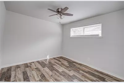 5507 Braesvalley Drive, Houston, TX 77096 - Photo 16