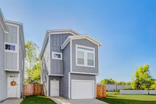 18835 Luminescent Ln, Spring, TX 77379 - Photo 2