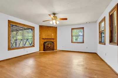 201 Magnolia Road, Cleveland, TX 77328 - Photo 4