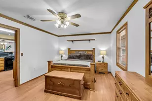 201 Magnolia Rd, Cleveland, TX 77328 - Photo 16