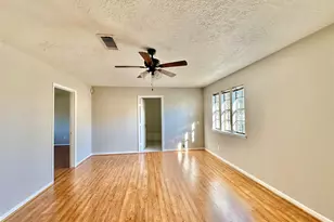 2818 Stoney Wood Dr, Houston, TX 77082 - Photo 18