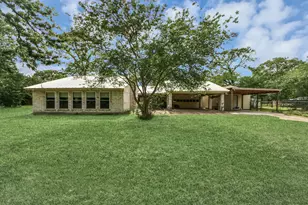 1311 Scroggins Ln, Waller, TX 77484 - Photo 1