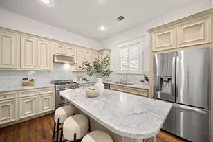 1024 Alexander Street St, Houston, TX 77008 - Photo 14
