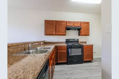 5814 Northern Oak Street, Houston, TX 77016 - Photo 4