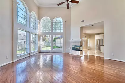 19 Calleston Court, Sugar Land, TX 77479 - Photo 14