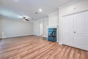 19 Calleston Ct, Sugar Land, TX 77479 - Photo 16