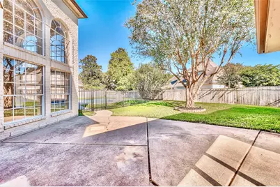 19 Calleston Court, Sugar Land, TX 77479 - Photo 32