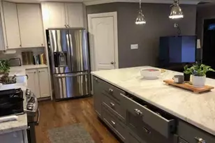 10313 Shadow Oaks Dr Dr, Houston, TX 77043 - Photo 6