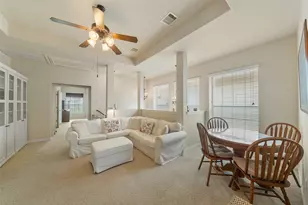 10610 Wallingford Pl, Houston, TX 77042 - Photo 16