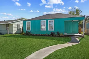 4907 Alamo Dr, Galveston, TX 77551 - Photo 24