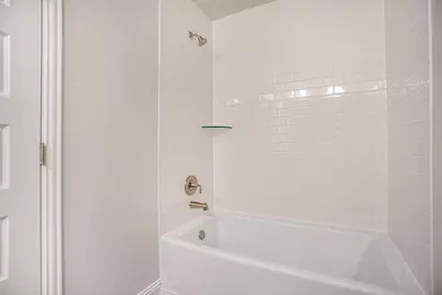 4334 W Bayou Maison Circle, Dickinson, TX 77539 - Photo 12