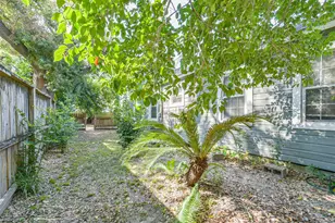 406 Gale St, Houston, TX 77009 - Photo 44