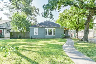 406 Gale St, Houston, TX 77009 - Photo 1