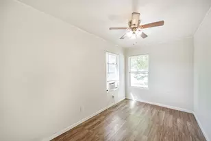 406 Gale St, Houston, TX 77009 - Photo 32