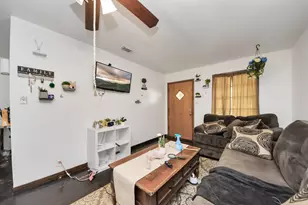403 S Hill St, Alvin, TX 77511 - Photo 32