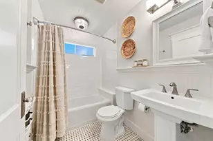 1329 Lawrence St, Houston, TX 77008 - Photo 24