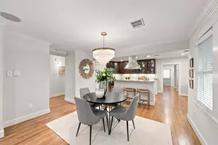 1329 Lawrence St, Houston, TX 77008 - Photo 10