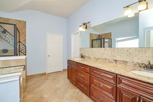 5510 Poundstone Ct, Sugar Land, TX 77479 - Photo 18