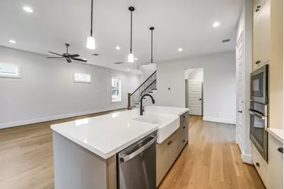 325 Forest Reserve Place, Houston, TX 77079 - Photo 14