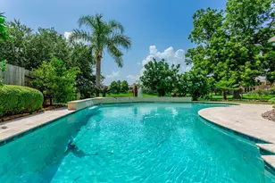5243 Harvest Bend Ct, Sugar Land, TX 77479 - Photo 36