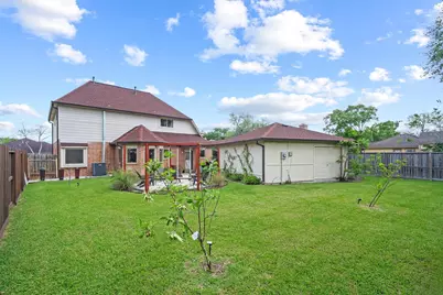 2423 1st Street, Stafford, TX 77477 - Photo 16