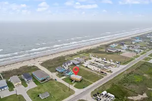 125 Bay Ave, Surfside Beach, TX 77541 - Photo 4