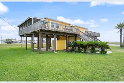 125 Bay Avenue, Surfside Beach, TX 77541 - Photo 6
