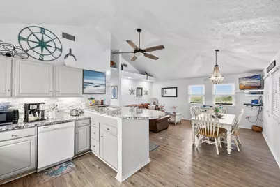 125 Bay Avenue, Surfside Beach, TX 77541 - Photo 8