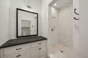 19507 Shores Dr, Galveston, TX 77554 - Photo 36