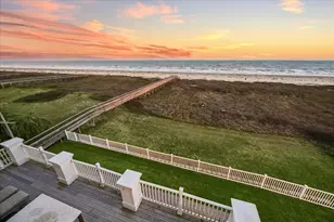 19507 Shores Dr, Galveston, TX 77554 - Photo 22