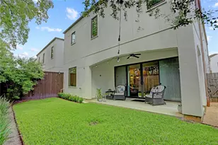 1715 Maravilla Dr, Houston, TX 77055 - Photo 28