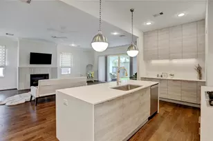 1715 Maravilla Dr, Houston, TX 77055 - Photo 10