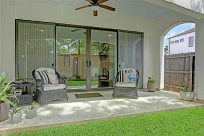 1715 Maravilla Drive, Houston, TX 77055 - Photo 8