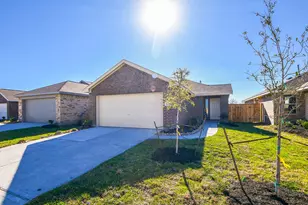 9315 Sierra Pt Wy, Baytown, TX 77521 - Photo 1