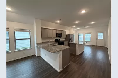 1330 Heather Rosewood Lane, Conroe, TX 77301 - Photo 4