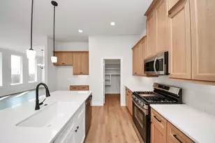 11845 Whirlaway Dr, Willis, TX 77318 - Photo 14