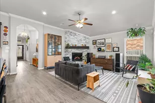 4818 Ladona Ct, League City, TX 77573 - Photo 6