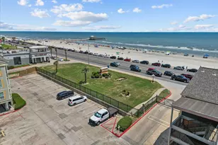 6300 Seawall Blvd, Galveston, TX 77551 - Photo 16