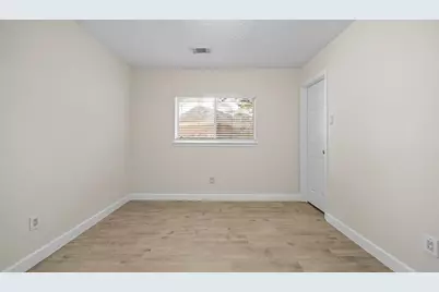 2610 Cloverfield Court, Pearland, TX 77584 - Photo 10