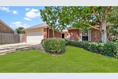 2610 Cloverfield Court, Pearland, TX 77584 - Photo 1