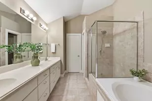 8715 Meadowcroft Dr, Houston, TX 77063 - Photo 26