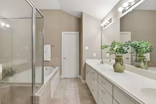 8715 Meadowcroft Dr, Houston, TX 77063 - Photo 30
