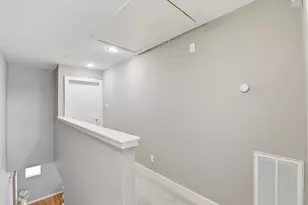 8715 Meadowcroft Dr, Houston, TX 77063 - Photo 20