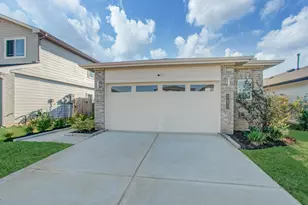 12817 Harlesden Ln, Houston, TX 77047 - Photo 4