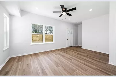 2018 Hampton A Street #A, Houston, TX 77088 - Photo 2
