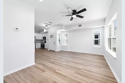2018 Hampton A Street #A, Houston, TX 77088 - Photo 4