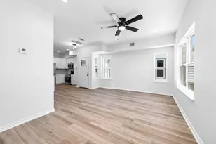 2018 Hampton A St, Houston, TX 77088 - Photo 4