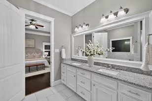 1512 Zora St, Houston, TX 77055 - Photo 18