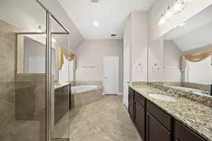 2917 Parkstone Field Ln, Pearland, TX 77584 - Photo 14